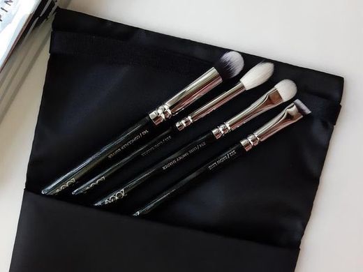 Набор дорожных кистей ZOEVA Voyager Travel Brush Set