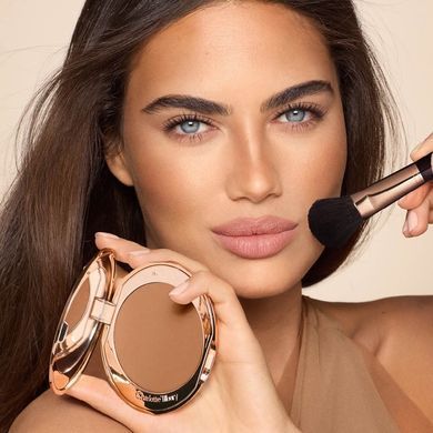 Charlotte Tilbury  Refillable Airbrush Matte Bronzer ( medium ) , 16g