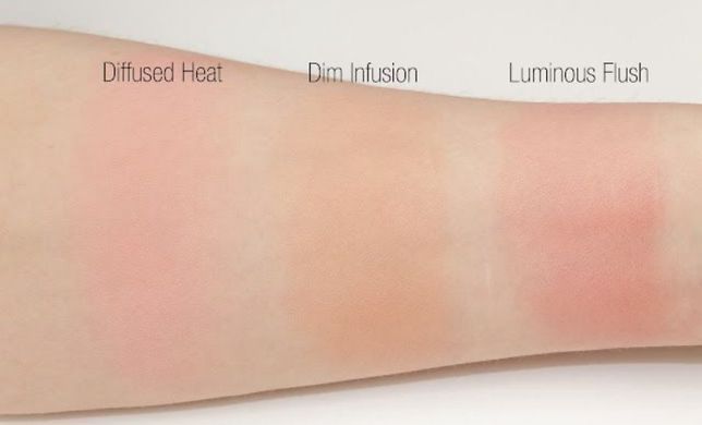 Hourglass Ambient Lighting Blush - Dim Infusion 4,2g